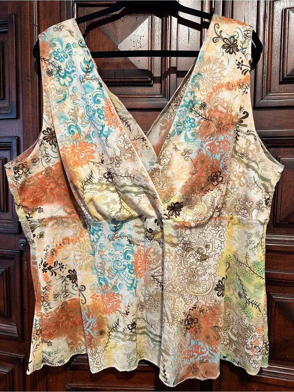 3 22/24 torrid mesh Multi-Color Floral Surplice Tank Top deep V neck vintage
